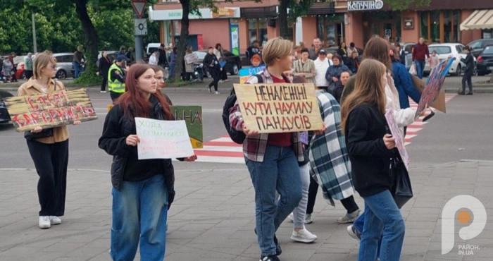 У Луцьку перевірили доступність чотирьох амбулаторій загальної практики сімейної медицини