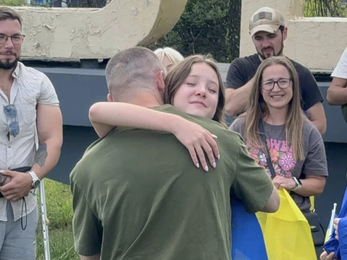 У Луцьку зустріли Бориса Василенка, який повернувся з російського полону. ФОТО