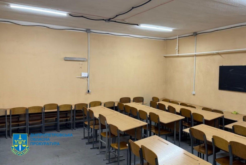 У місті Самар викрили групу посадовців, які привласнили 7 мільйонів гривень на ремонтах шкільних укриттів