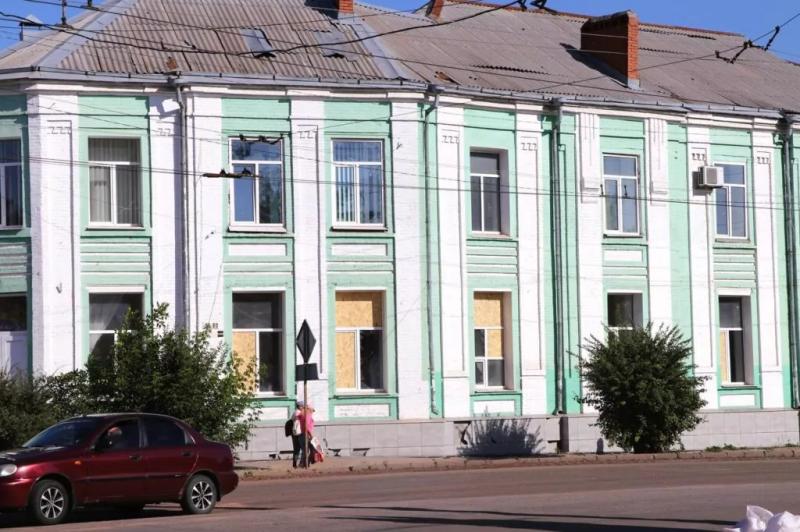 У Полтаві завершують основні роботи з ліквідації наслідків обстрілу