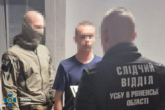 У Рівному &ndash; навала терористів (ФОТО)