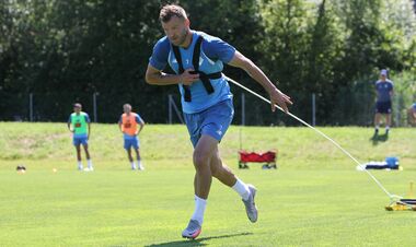 ВІДЕО. Тренування Динамо. Силові вправи на зборах в Австрії