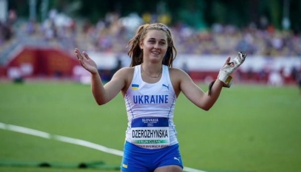 ЄЮОФ-2025: Поліна Дзерожинська виграла «золото» у метанні молота