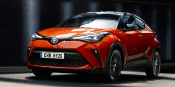 Названо ТОП-10 автомобілів, які українці купили в салонах у липні