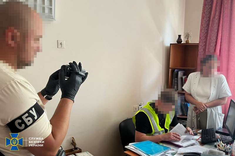 У Києві ліквідовано злочинну схему для ухилянтів, до якої були залучені адвокати і лікарі