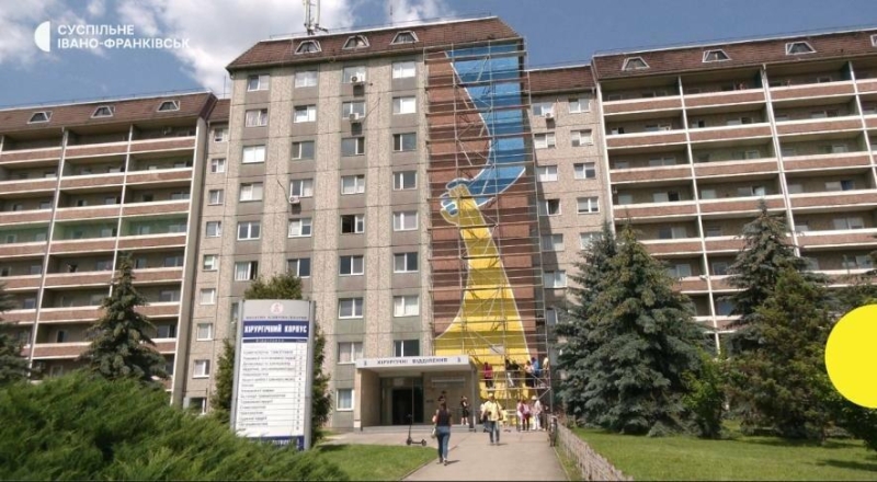 В Івано-Франківську змінили рух біля лікарні: причина важливіша, ніж ви думаєте