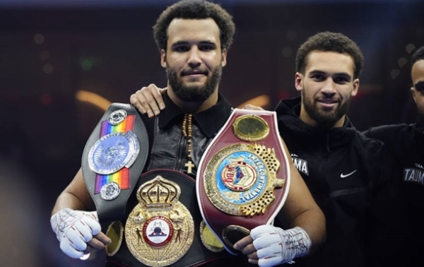 Беллью проаналізував можливий результат бою Усик - Ітаума Беллью проаналізував можливий результат бою Усик - Ітаума