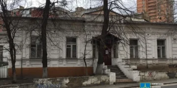 Столична прокуратура через суд вимагає порятунку історичної садиби Барбана