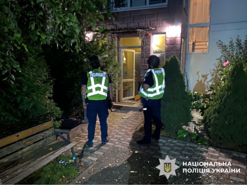 Нічна атака на Київщину: поліція повідомила про стан постраждалих та показала фото наслідків