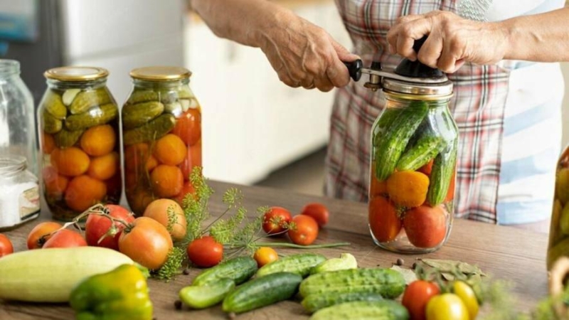 Консервація серпня: найкращі ідеї для зимових запасів