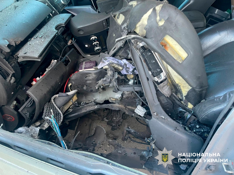 У Подільському районі Києва невідомі підірвали авто (фото)