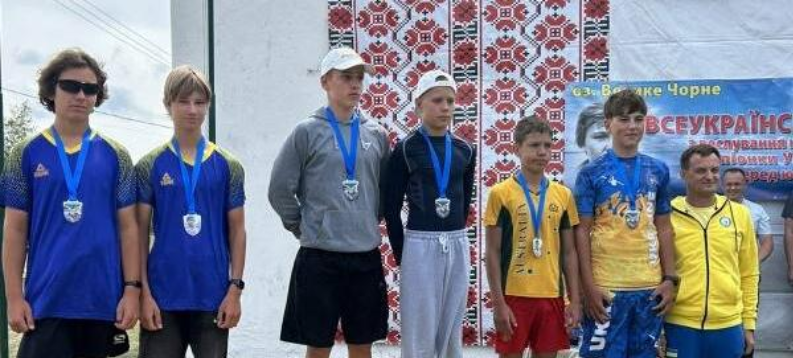 "Блискучий результат": юні тернопільські спортсмени здобули нагороди на Всеукраїнському турнірі (ФОТО)