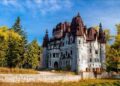 Ззовні – палац, а всередині – радянська адмінбудівля: на Тернопільщині є унікальний “діснеївський” замок