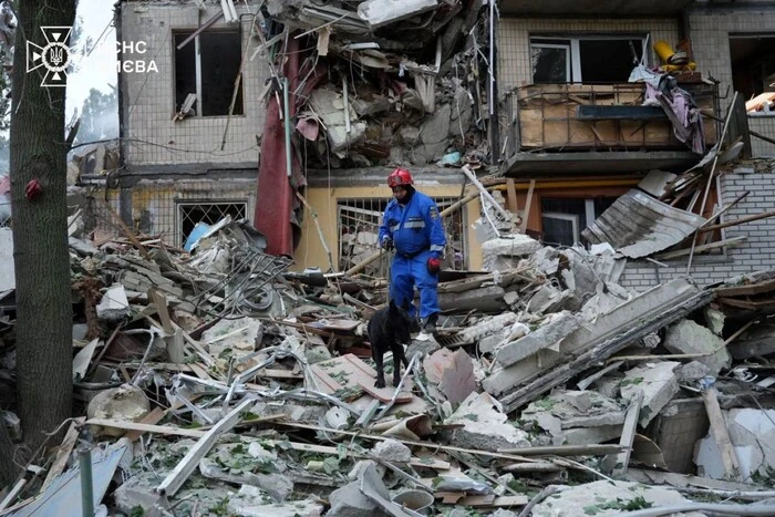 Лікар, поліцейська, мами з дітьми. Кого Росія вбила в Києві