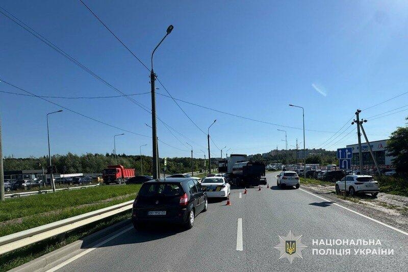 ДТП при в&rsquo;їзді в Тернопіль: рух на трасі ускладнено
