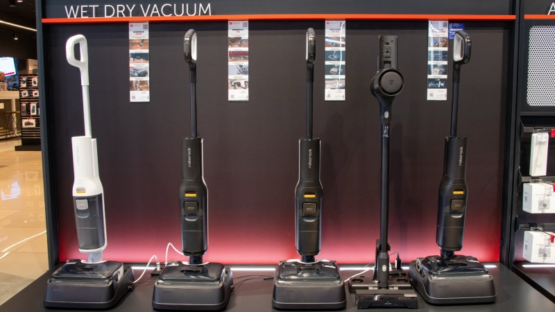 Алло відкрила  у Дніпрі перший в Україні брендовий магазин Roborock