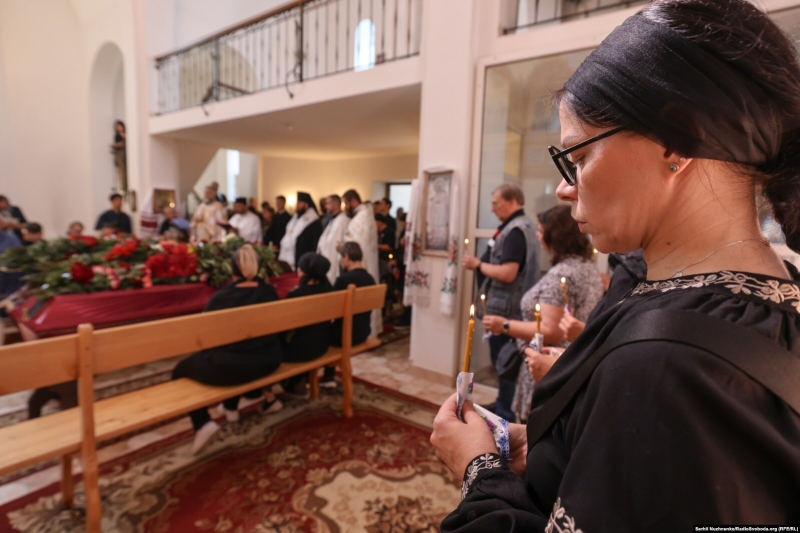 Київщина попрощалася з родиною Гайових, вбитою російською ракетою 31 липня (фото)