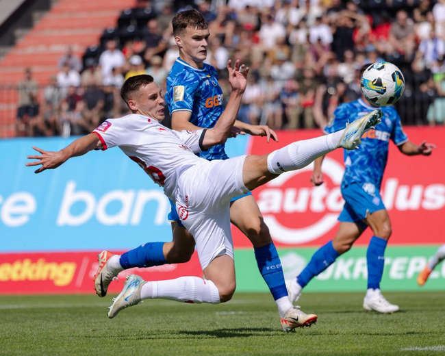 Церемонія вдалася, гра — не дуже…