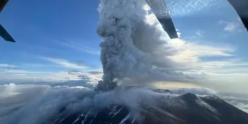 Частина Камчатки змістилася майже на 2 м після землетрусу 30 липня, в регіоні активні кілька вулканів