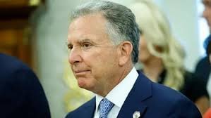 Посол США при НАТО очікує дипломатичного прориву . Спецпосланець Трампа Віткофф відвідає Москву