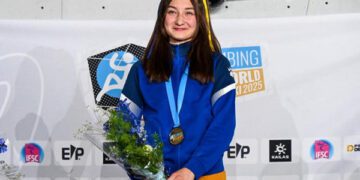 Дніпровська скелелазка Рафаель Казбекова стала Чемпіонкою світу