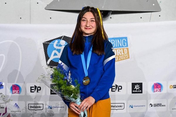 Дніпровська скелелазка Рафаель Казбекова стала Чемпіонкою світу