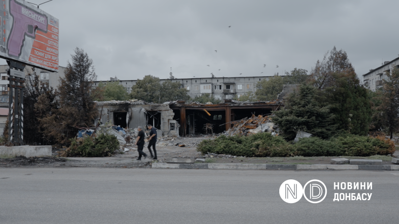 Добропілля щодня під обстрілами: Репортаж про ситуацію в місті та евакуацію