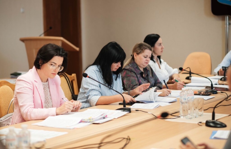 Комісія Полтавської облради розглянула питання ЖКГ та підтримала Програму безпеки дорожнього руху