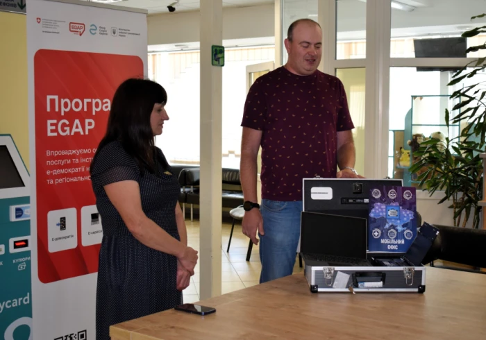 Луцький ЦНАП отримав «Мобільну валізу: послуги зможуть надавати на виїзді
