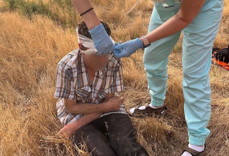 На Криворіжжі врятували чоловіка, який впав до колодязя