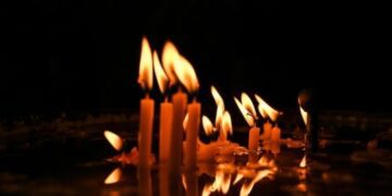 Померла жінка, яка потрапила під російський обстріл у Херсоні