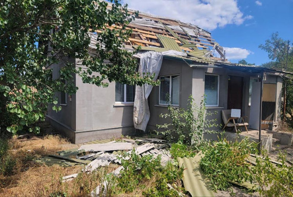 Поранені люди та побиті домівки: на Дніпропетровщині населені пункти потерпали від атак ворога