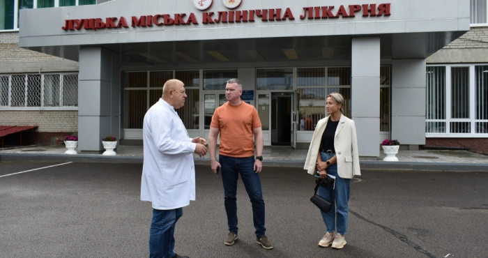 Приміщення Луцької міської клінічної лікарні перевірили на доступність