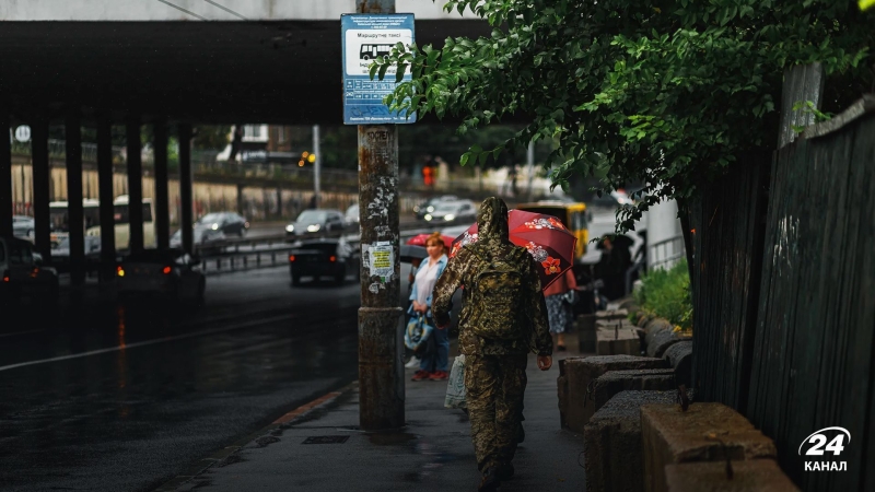 Станеться різке похолодання: уже з завтрашньої суботи в Україні почне відчутно знижуватися температура