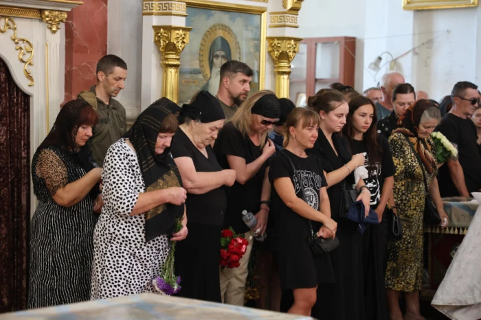 У Луцьку попрощалися із загиблим воїном Юрієм Васюком