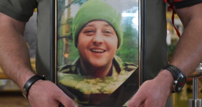 У Луцьку провели в останню путь Анатолія Шепеля, який загинув на Донеччині