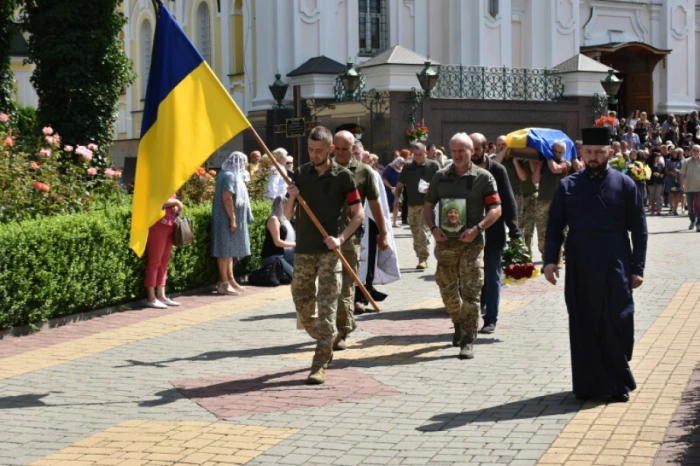 У Луцьку провели в останню путь Анатолія Шепеля, який загинув на Донеччині