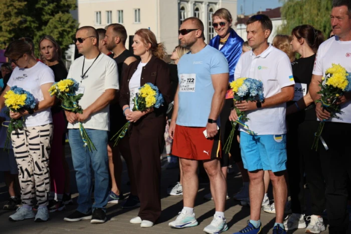 У Луцьку відбувся Всеукраїнський патріотичний забіг &laquo;Шаную воїнів, біжу за Героїв України&raquo;. ФОТО