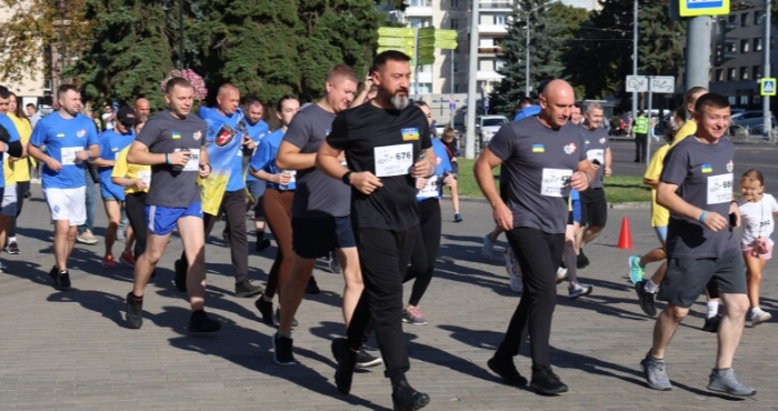 У Луцьку відбувся Всеукраїнський патріотичний забіг &laquo;Шаную воїнів, біжу за Героїв України&raquo;. ФОТО
