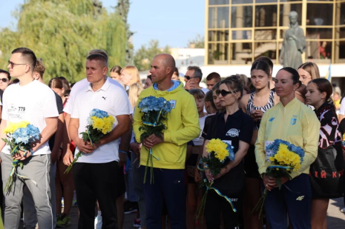 У Луцьку відбувся Всеукраїнський патріотичний забіг &laquo;Шаную воїнів, біжу за Героїв України&raquo;. ФОТО