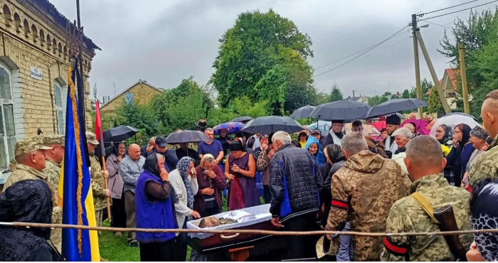 У Підгайцівській громаді попрощалися із захисником Олександром Калашяном