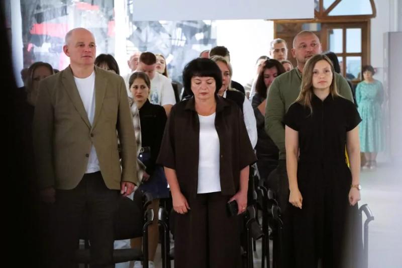 У Полтаві рідним полеглих Захисників і Захисниць передали відзнаки громади