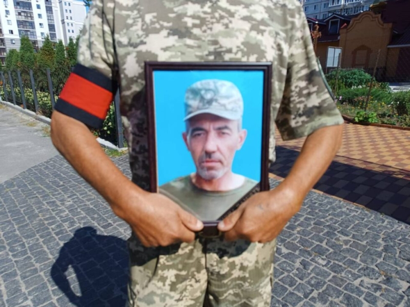 У Сумах попрощались із захисником Миколою Глущенком