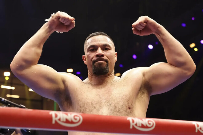 Усику кинули виклик. Боксер-чемпіон хоче бою і звернувся українською