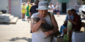 З мікрорайону Корабел у Херсоні евакуювали вже 1411 людей