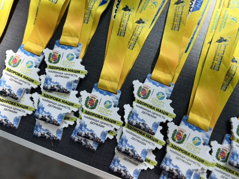 З нагоди Дня молоді в Полтаві провели майстер-клас з петанку для молоді від військовослужбовців та ветеранів війни