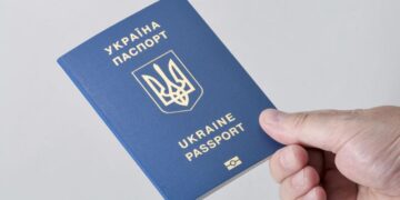 оформление паспорта за границей