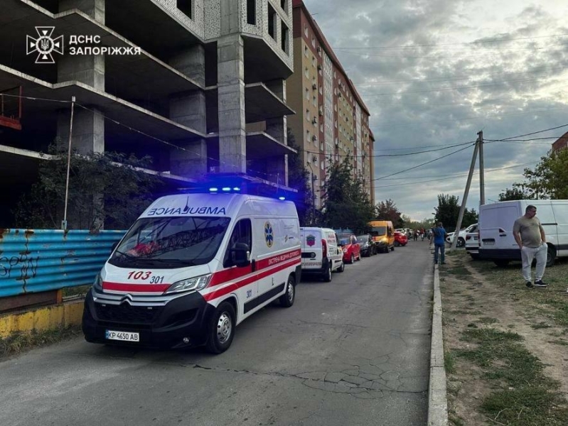 Кількість поранених після ворожої атаки на Запоріжжя зросла до трьох