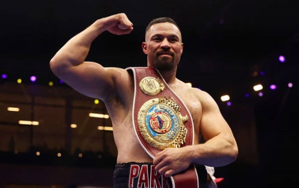 Паркер розповів, хто з боксерів реально може побити Усика Паркер розповів, хто з боксерів реально може побити Усика