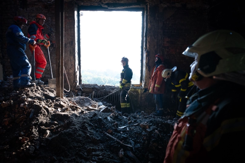 Свириденко показала іноземним дипломатам, що окупанти зробили із Кабміном